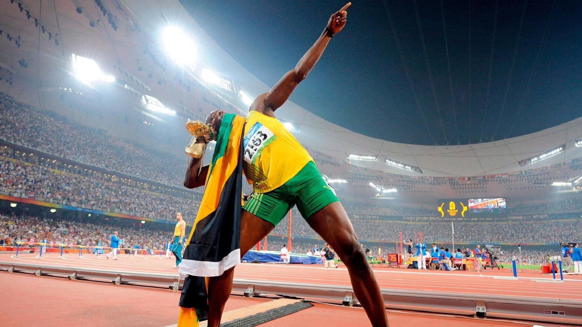 撕裂防守的艺术，利拉德中圈Logo三分+40分神级表演率队逆转火箭