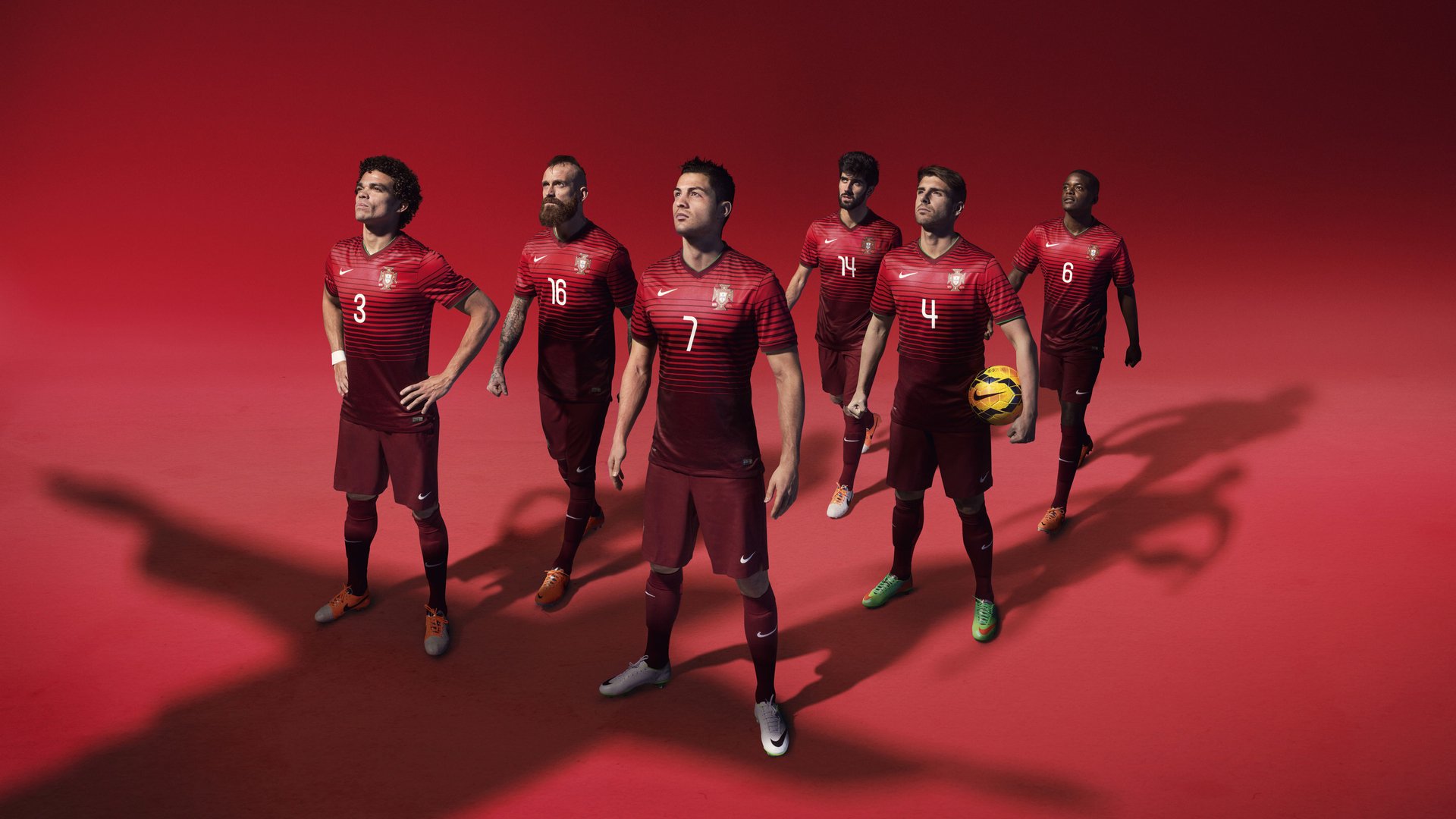 德甲争冠上演窒息防守？山西队锁死森林狼的战术，竟在足球场重现！