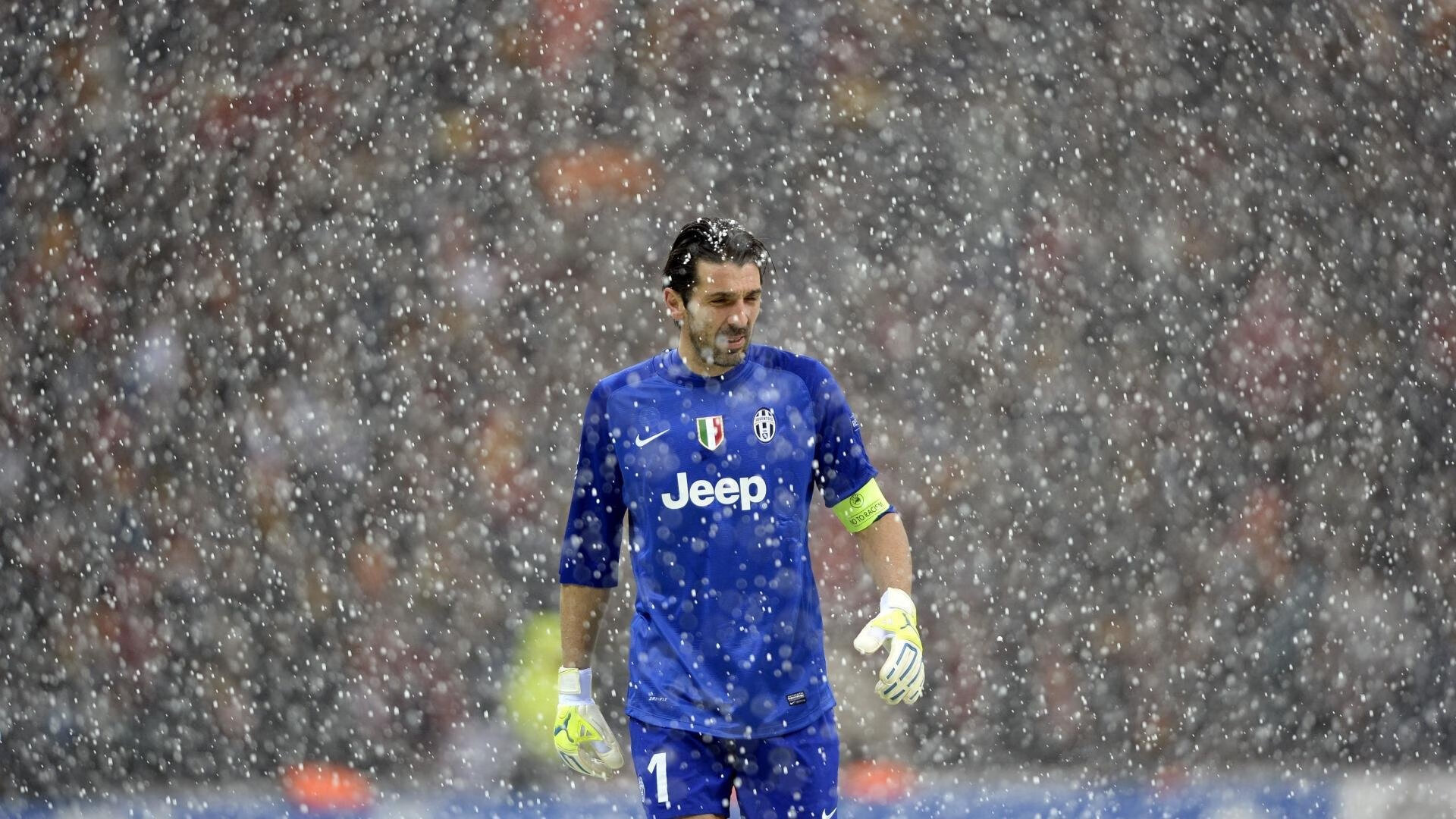 逆转的狂澜与火烫的锋芒，当团队荣耀遇上个人英雄主义